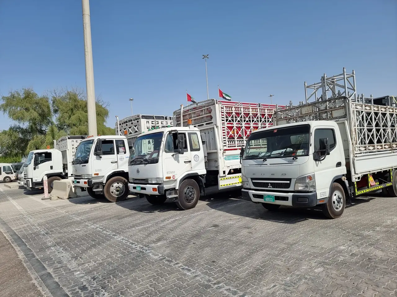 Trucks 3 ton, 7 ton, 10 ton, 18 ton