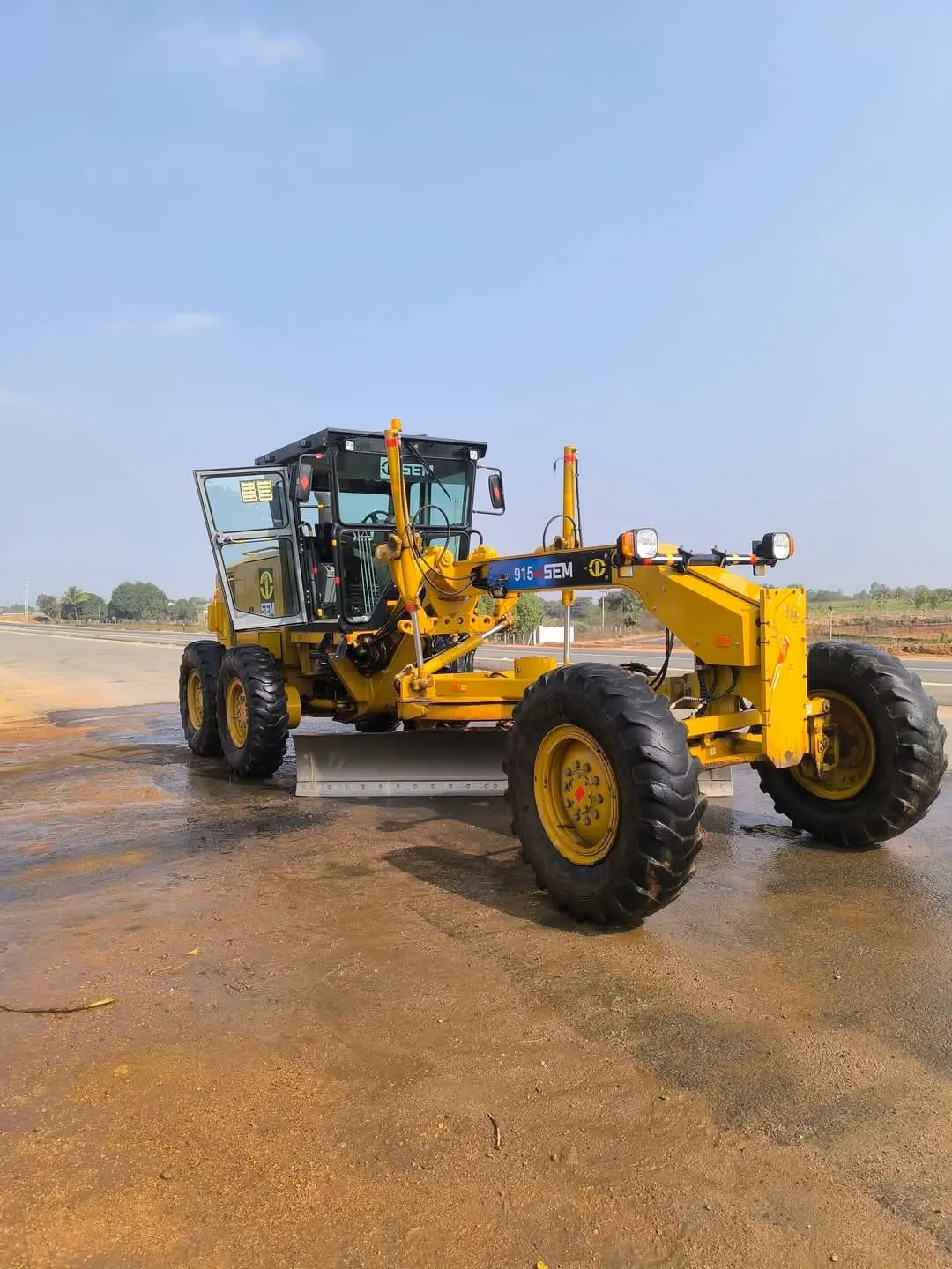 Motor Grader