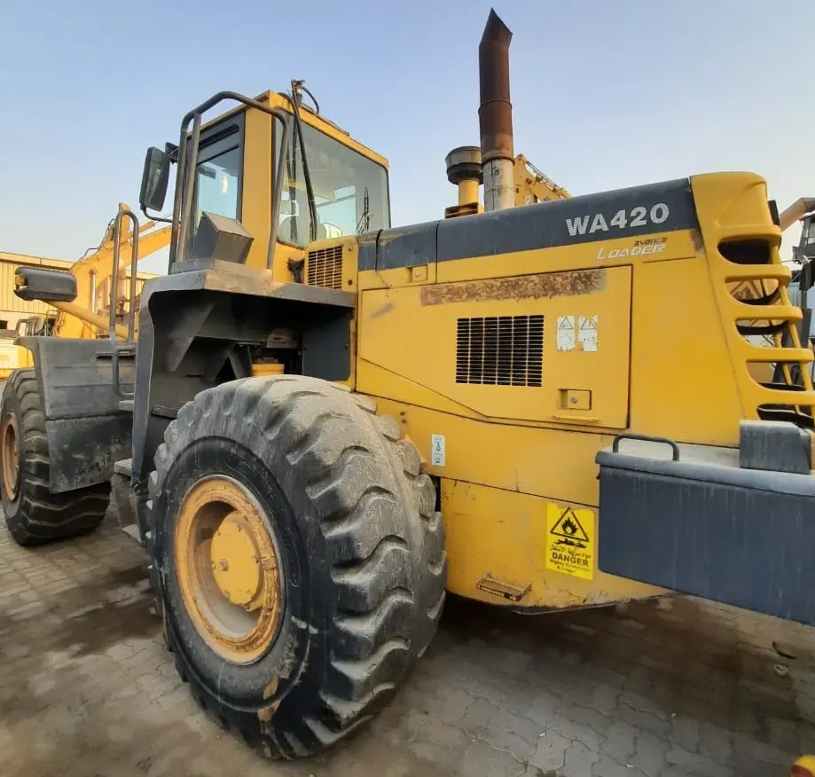 Loader Komatsu WA 420 2008
