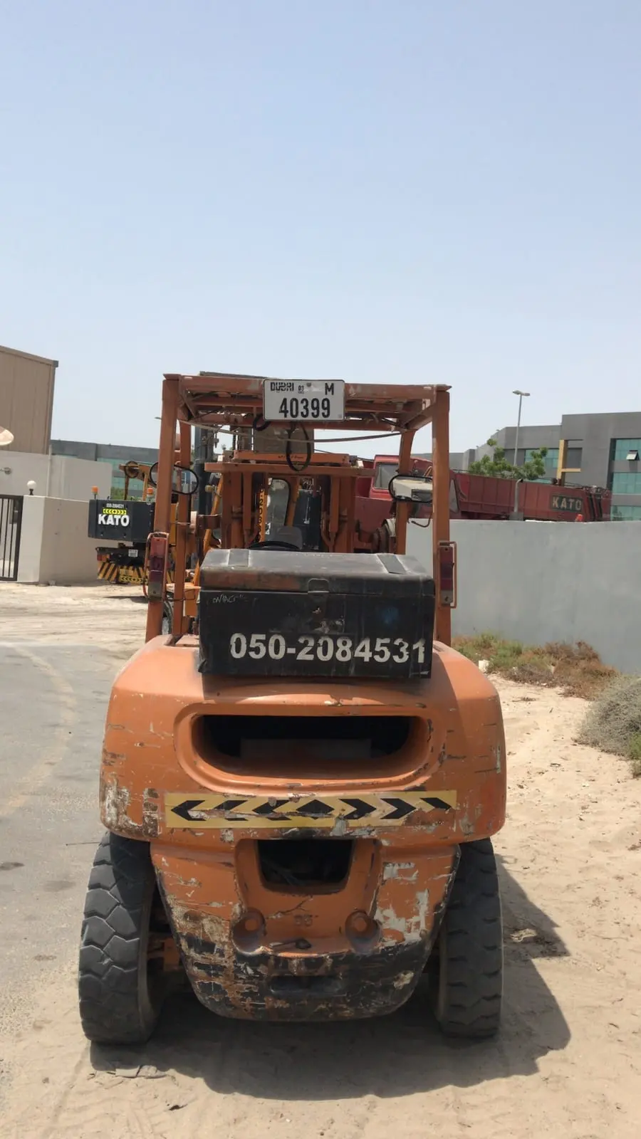 3 ton Forklift available on rent - 2