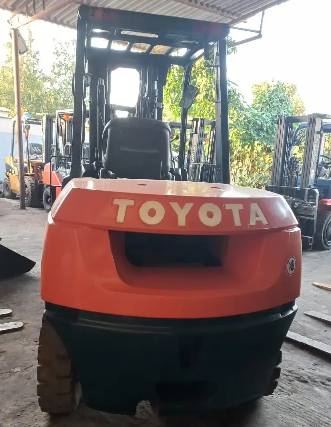 Forklift Toyota 2013 - 4