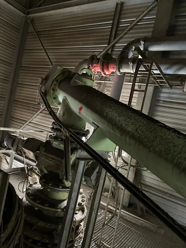 CLAUDIUS PETERS EM 47-568 Vertical Ball Mill