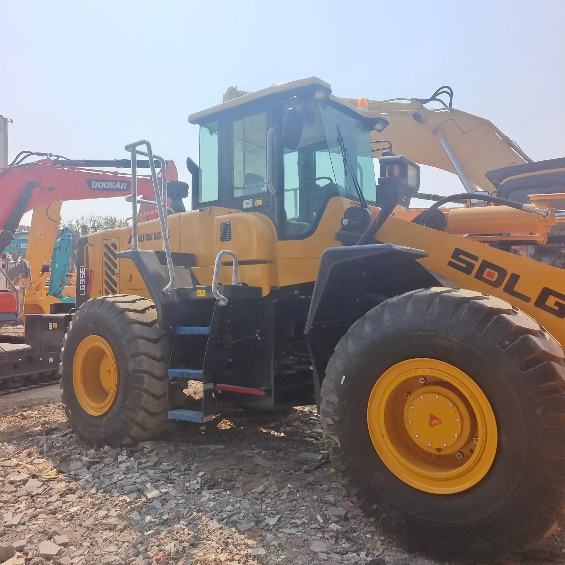 SDLG LG956 wheel loader for sale - 4