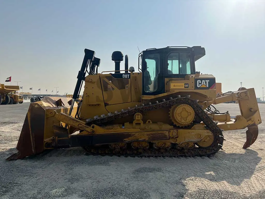 DOZER (D8T) AVAILABLE ON RENT