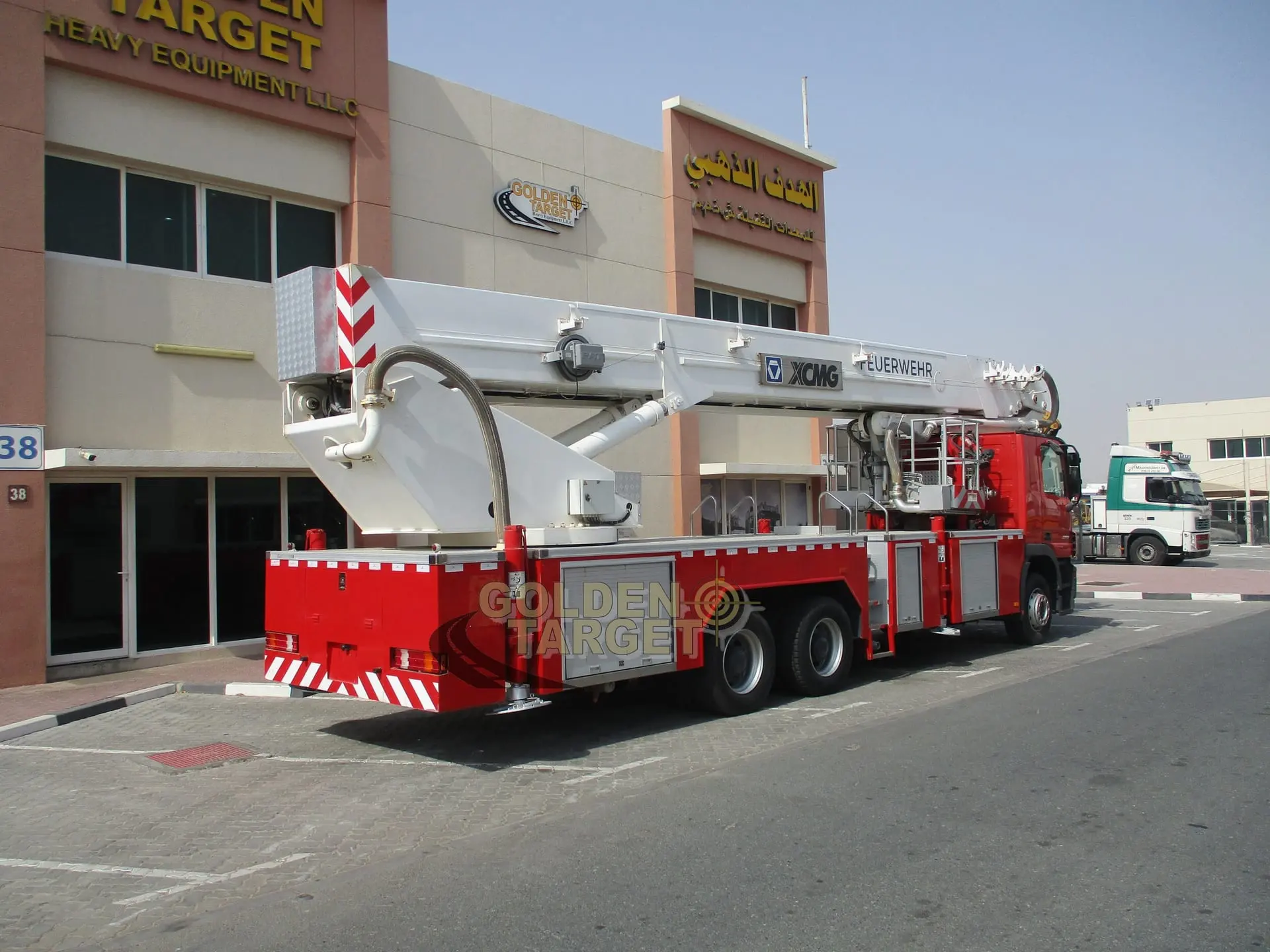 MERCEDES ACTROS 3332 6×4 MANLIFT TRUCK 2012 - 3