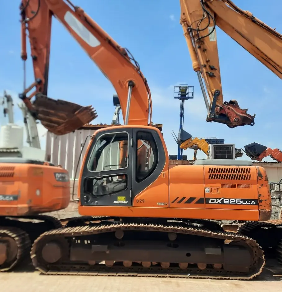 Doosan DX225LCA Excavator 2015 for Sale - 4