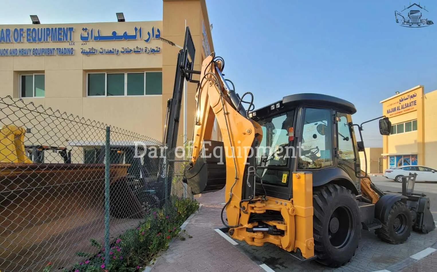 2020 CASE 570T backhoe loader - 4