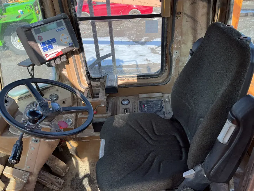 CaterPILLAR 966E Wheel Loader - 6