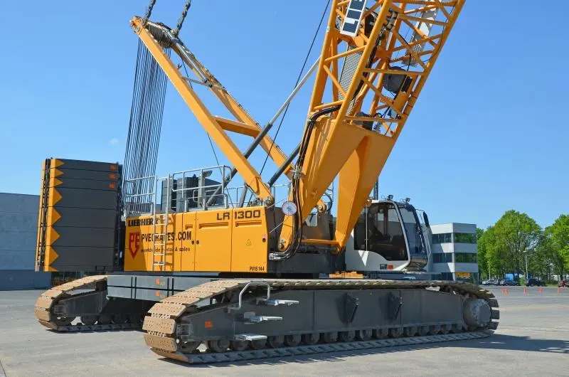 Liebherr LR 1300 (300 TON) CRAWLER CRANE RENTAL - 4
