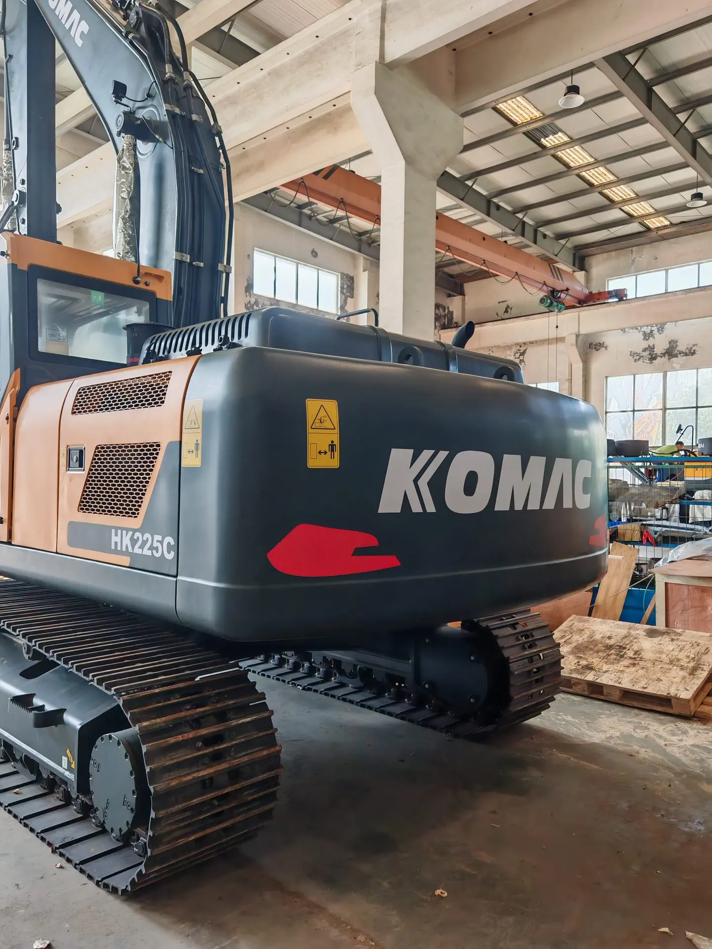 KOMAC EXCAVATOR