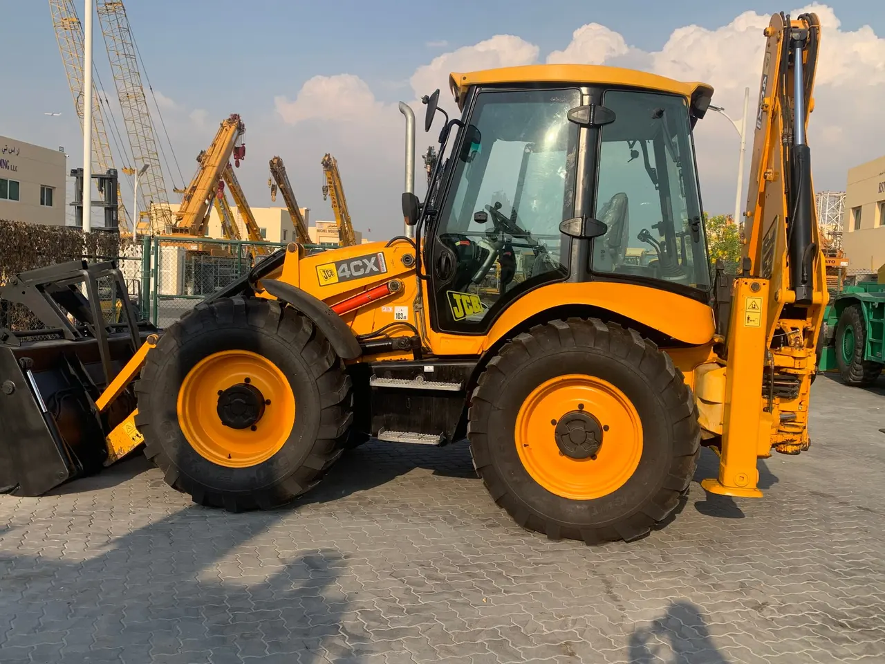 For sale jcb 4cx model 2009 in good condition