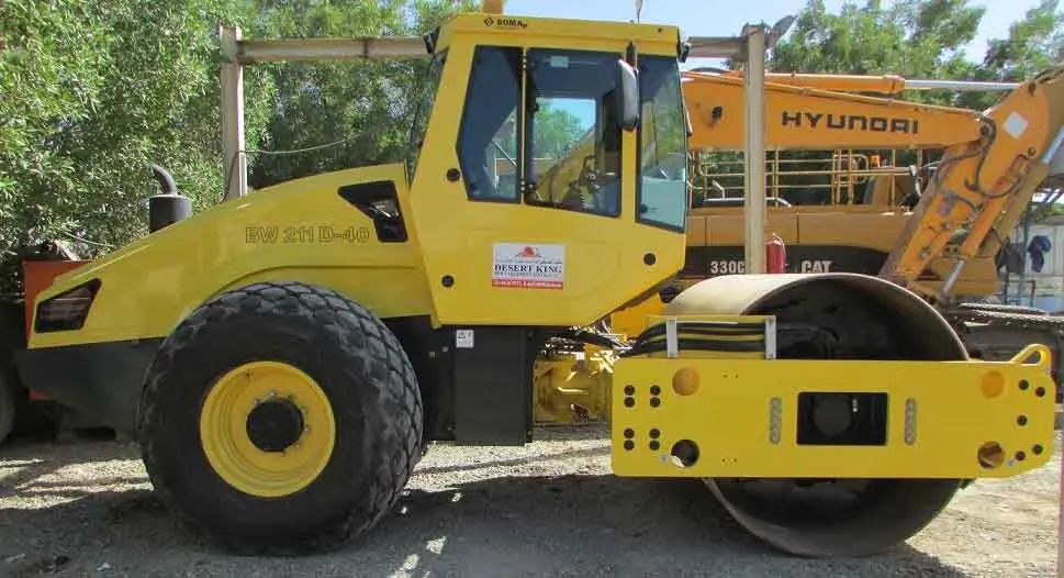 Single Drum Roller 15 Ton Available on hire