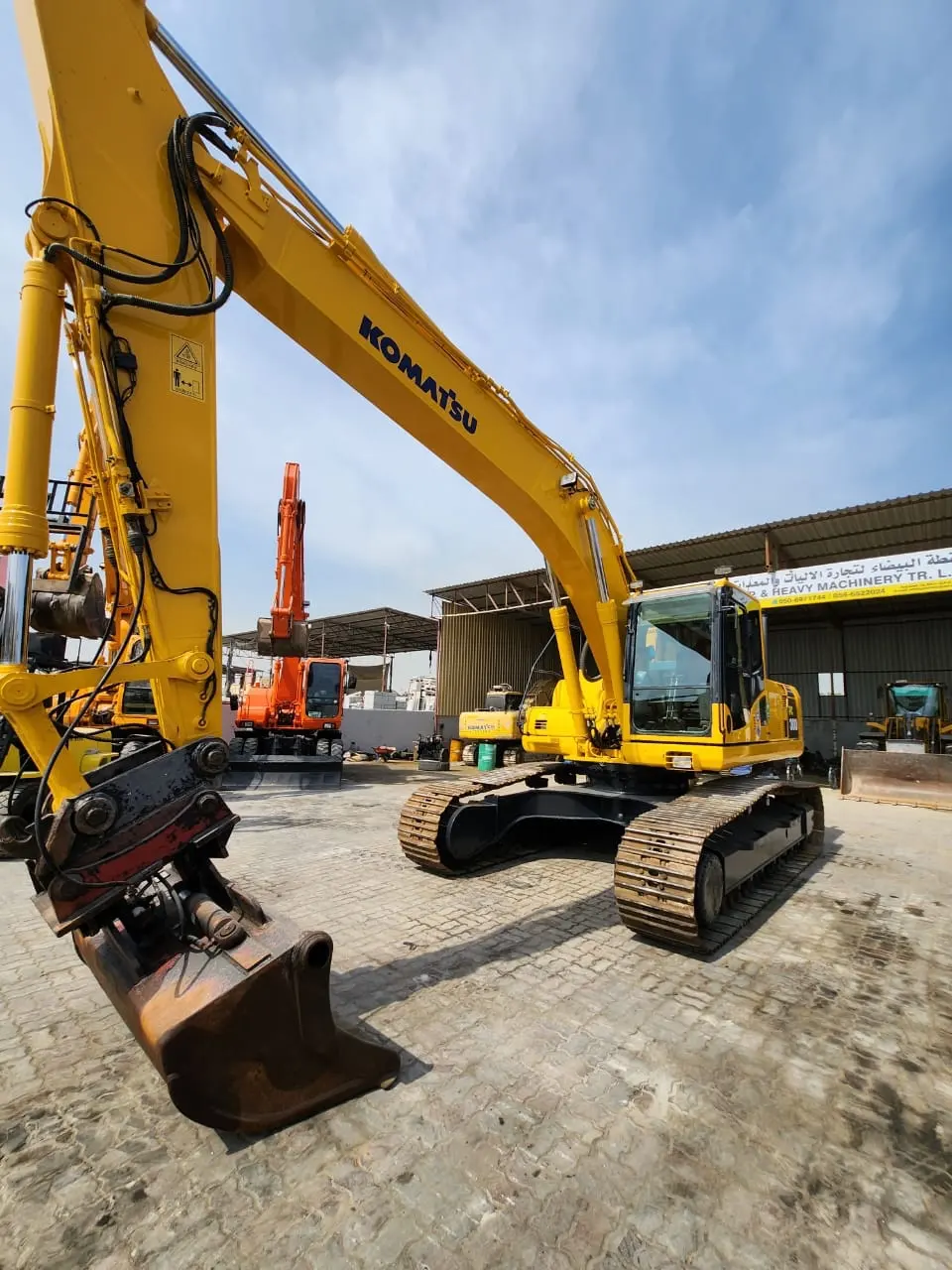 Komatsu PC 300-8 Chain Excavator 2018 for Sale - 3