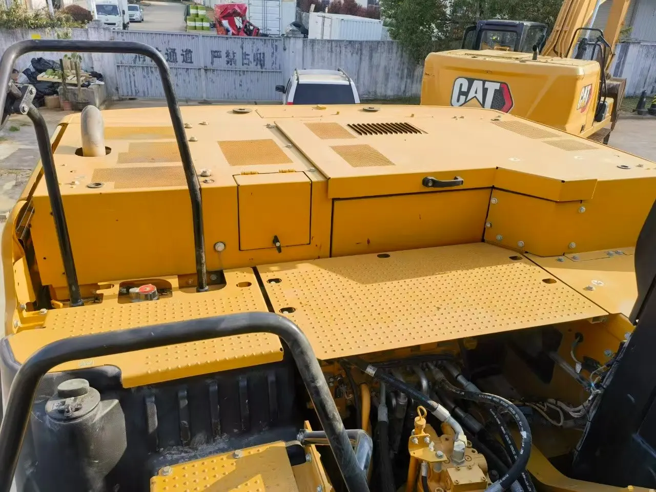 Caterpillar excavator - 5
