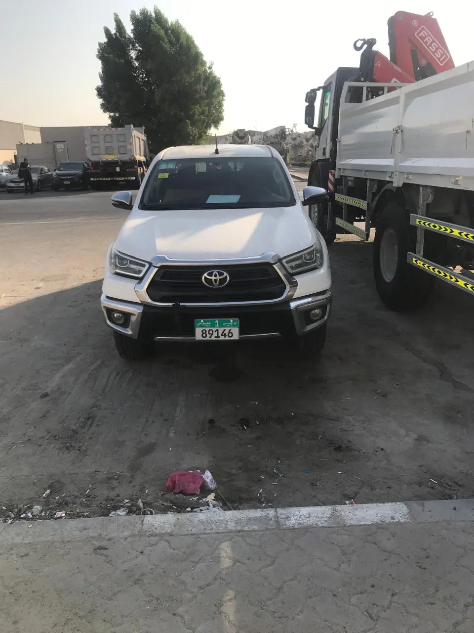 One Ton Pickup Double Cabin For Rent