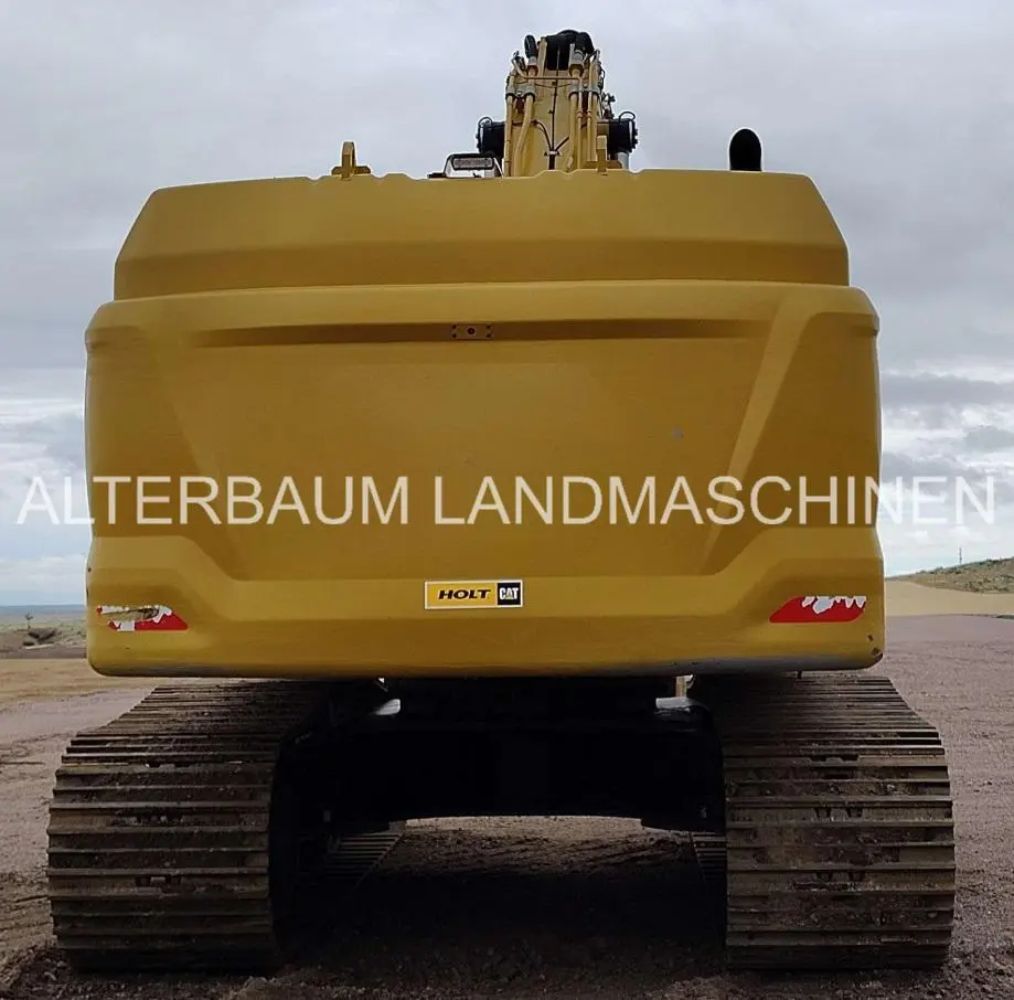 2023 Caterpillar 352 - 2