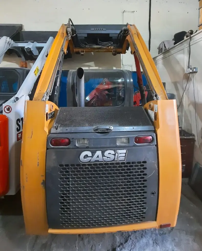 Case Sr 130 2017 900hrs