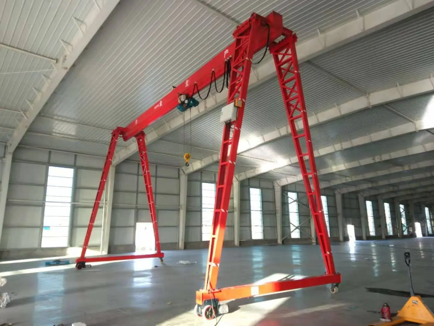 1-10 tons portable mobile gantry crane - 4