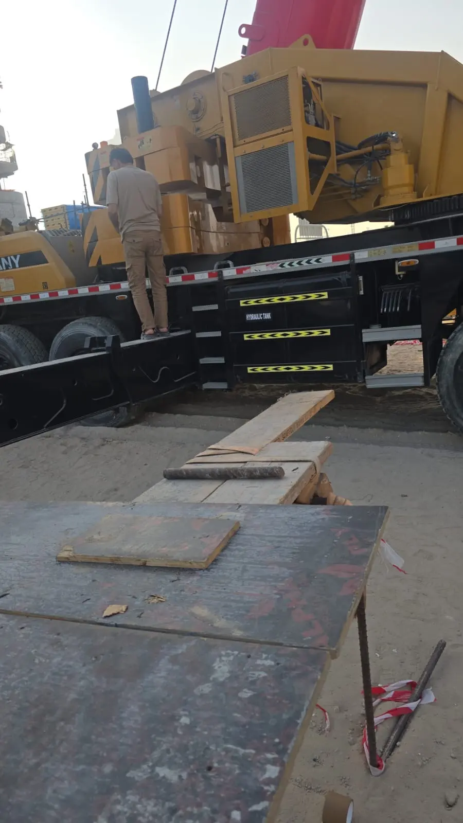 Sany crane 100 Ton for rent - 3