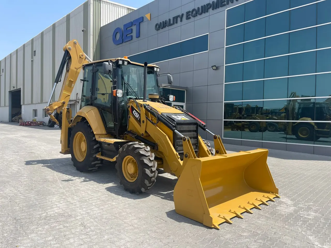 CATERPILLAR 426F2 – 1M3 BACKHOE LOADER