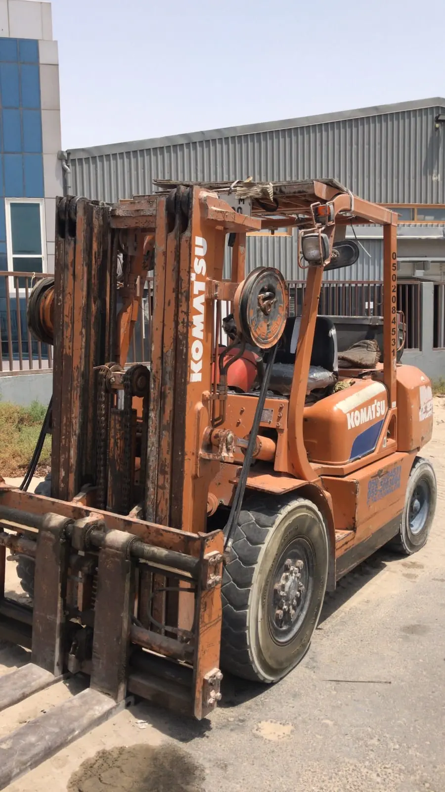 3 ton Forklift available on rent