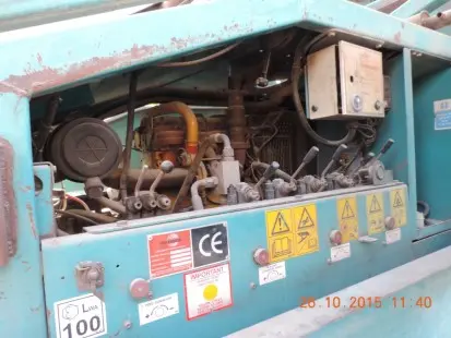 Mobile screen- 3 deck powerscreen - 3