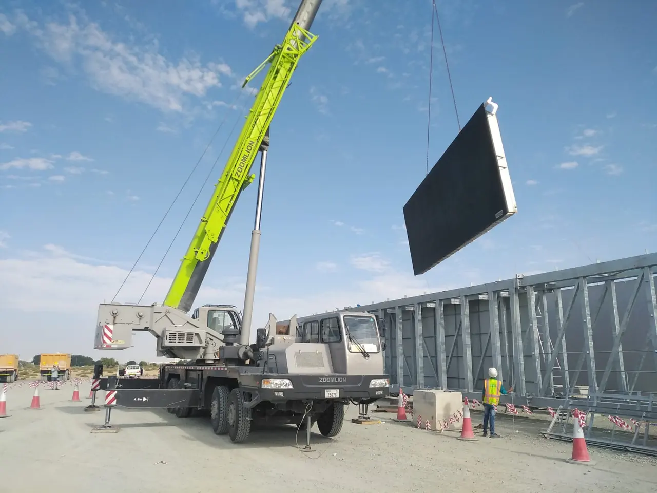 50 TON ZOOMLION CRANE AVAILABLE ON RENT