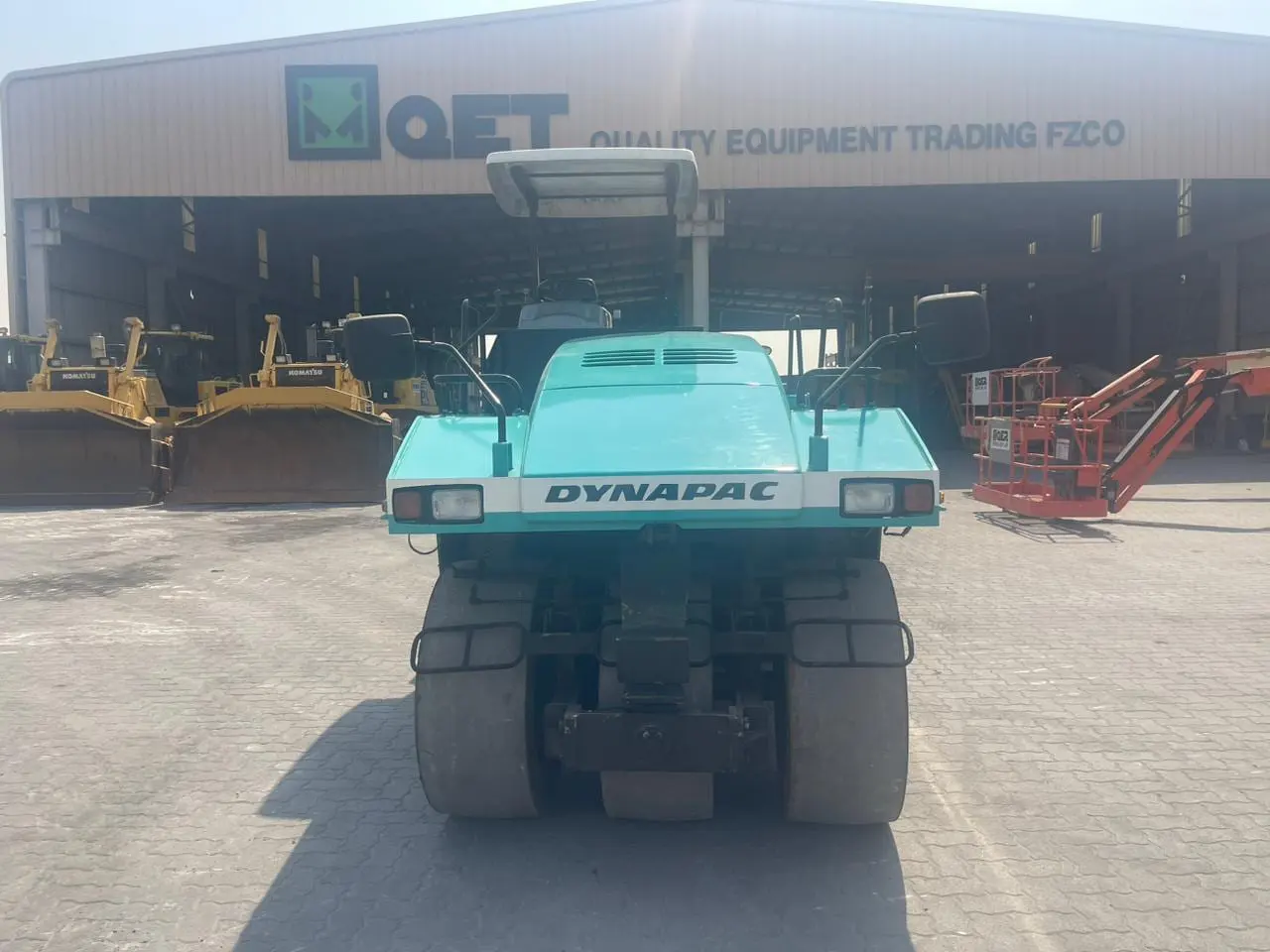 DYNAPAC CP-205 - 10TONS PNEUMATIC ROLLER - 4
