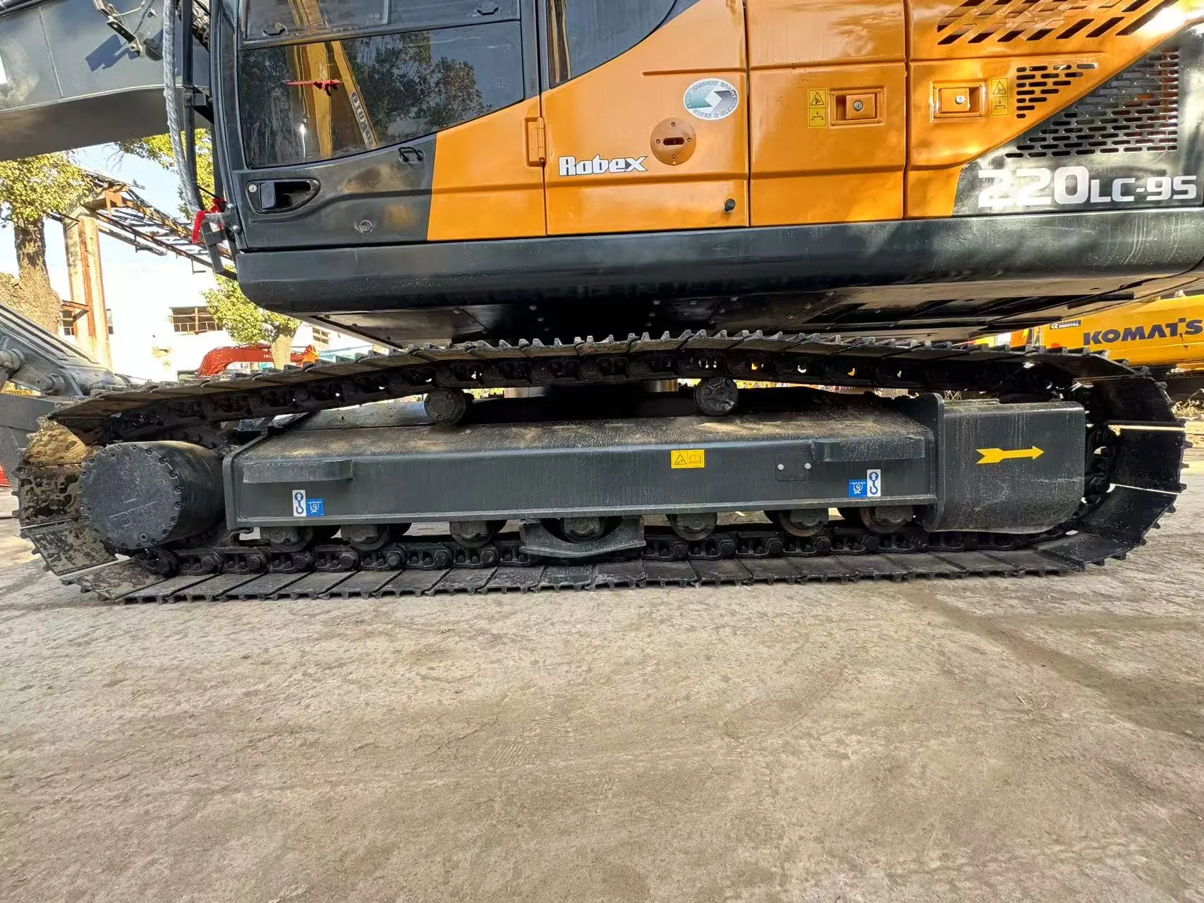 HYUNDAI 220LC-9S - 6