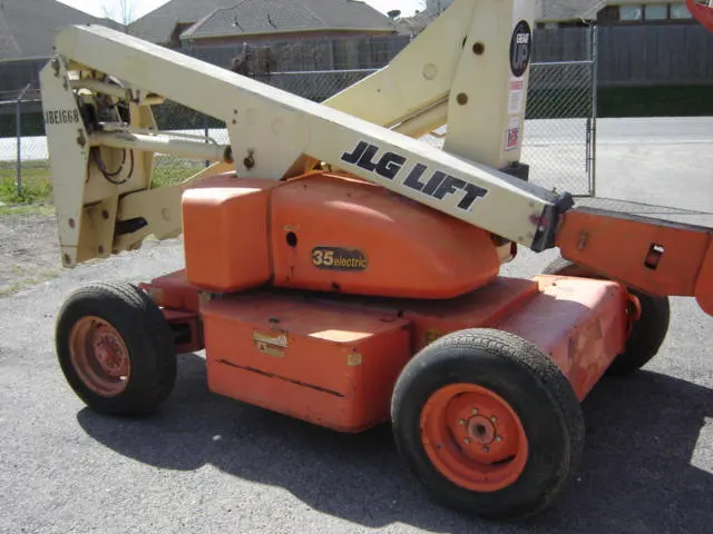 Manlift JLG 10 Mtr. To 20 Mtr.