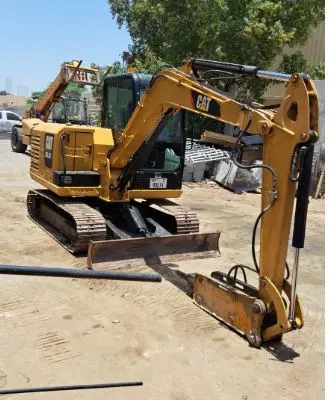 Mini Excavator 5.5 Ton CAT 305.5 E with breaker - 2