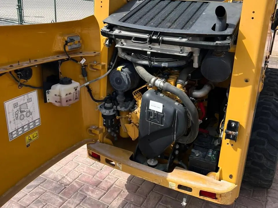 Skid steer S450 - 2