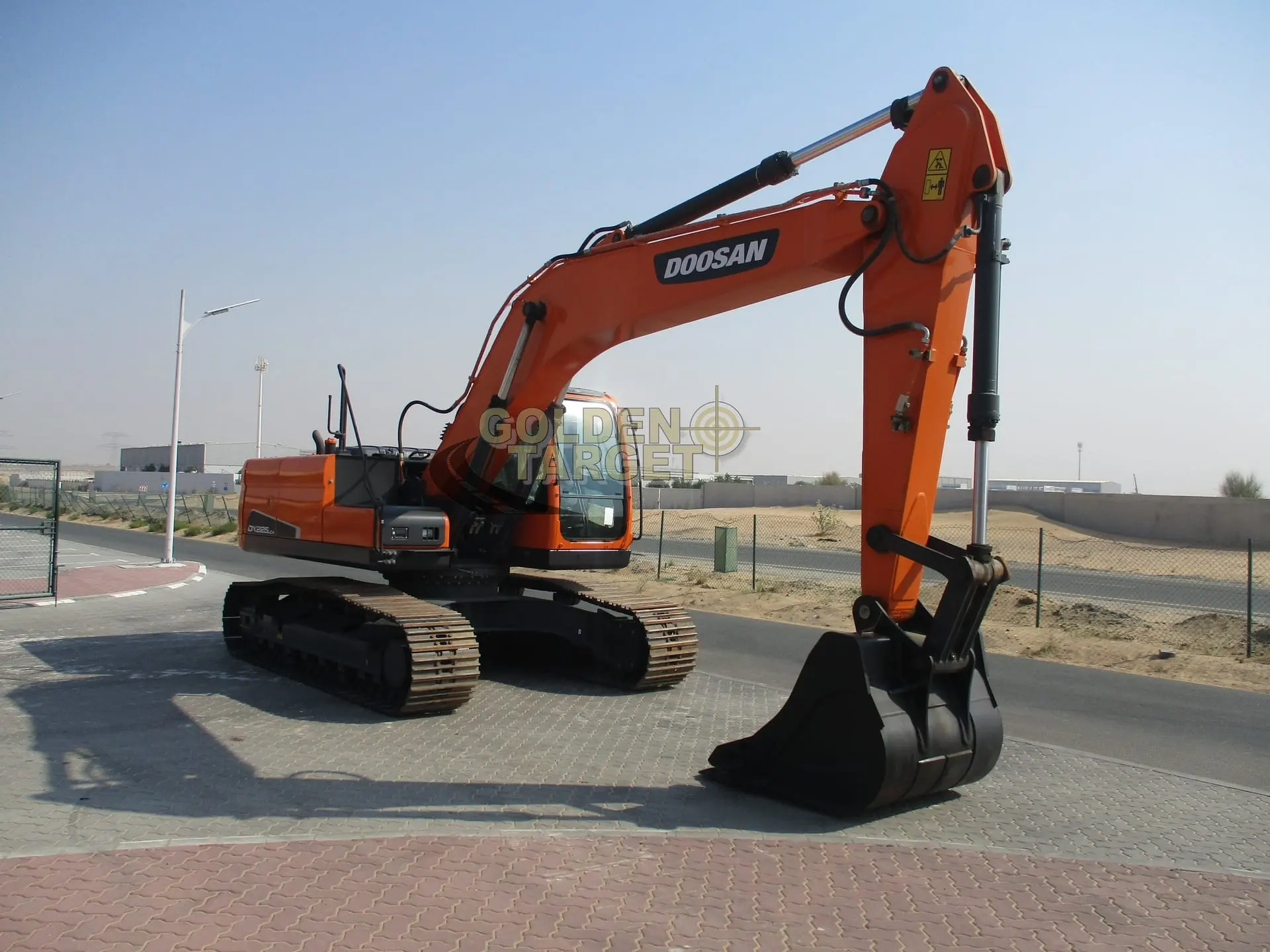 DOOSAN DX225LCA-2 HYDRAULIC EXCAVATOR 2022 - 4