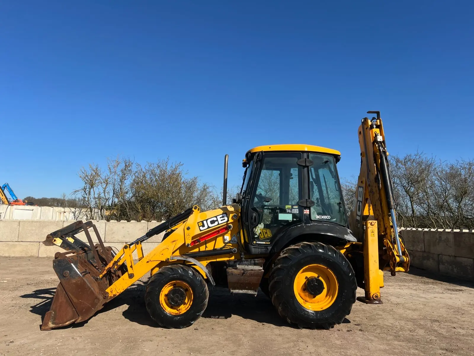 Excellent 2013 JCB 3CX Sitemaster β Ready to Work!