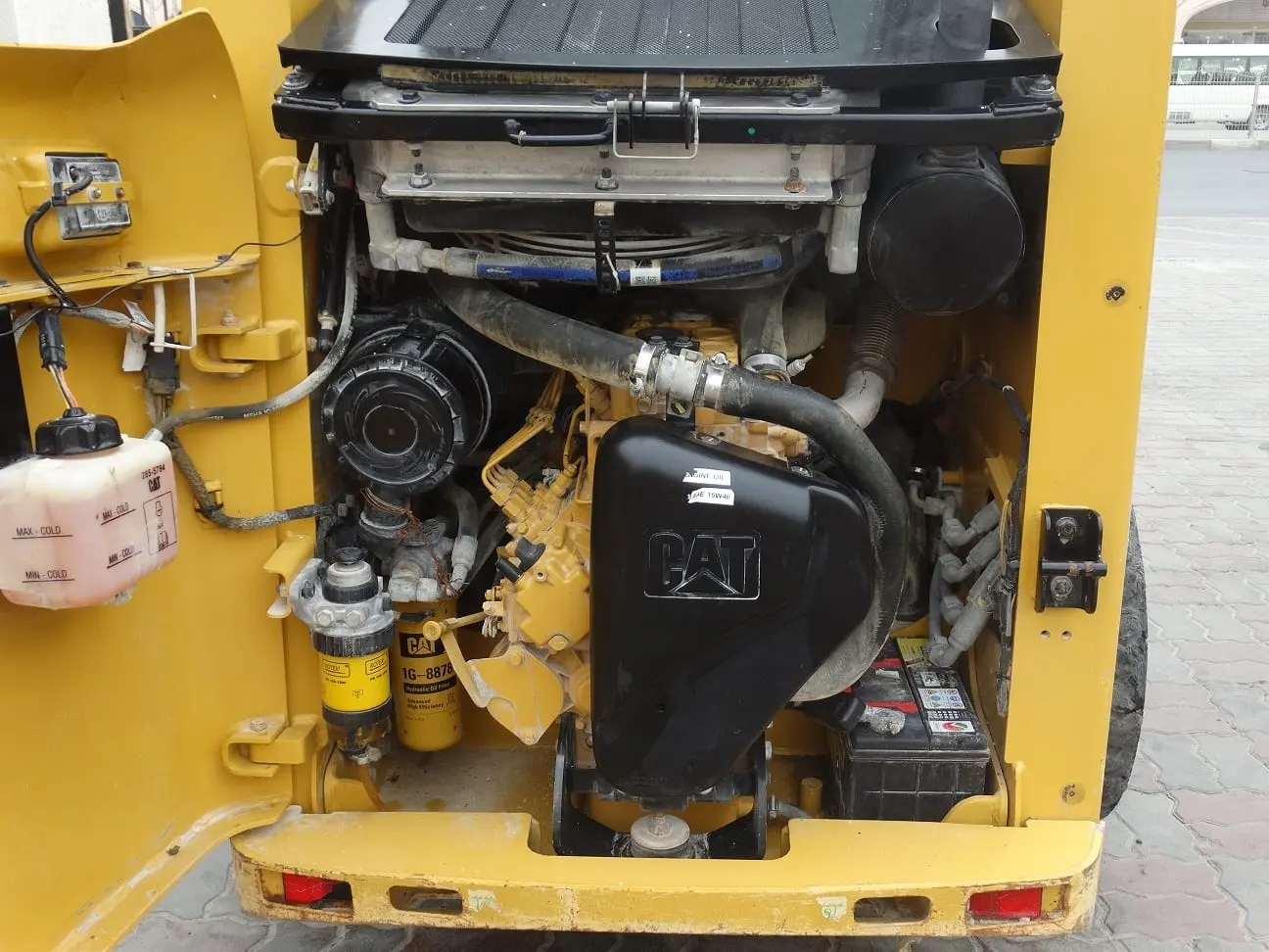 2018 CAT 216B SKID STEER LOADER
