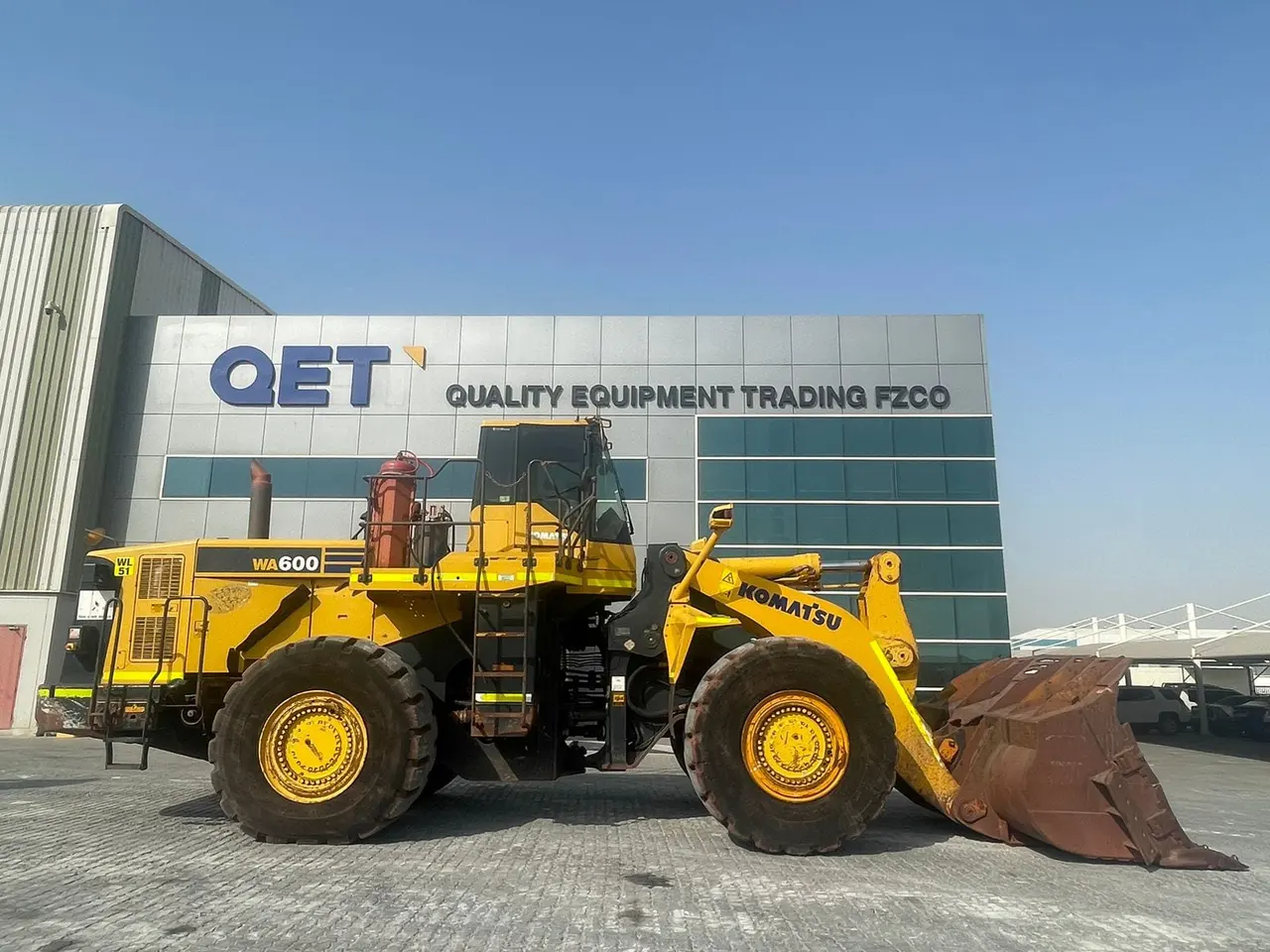 KOMATSU WA600-6 – 60TONS WHEEL LOADER