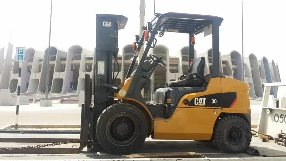 Forklift 3 Ton CATERPILLAR 30