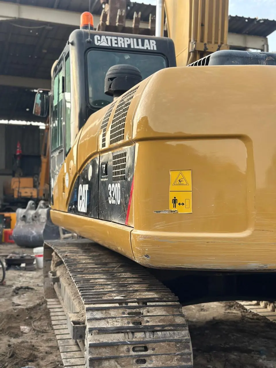 Excavator Heavy Duty Available for Rent - 2