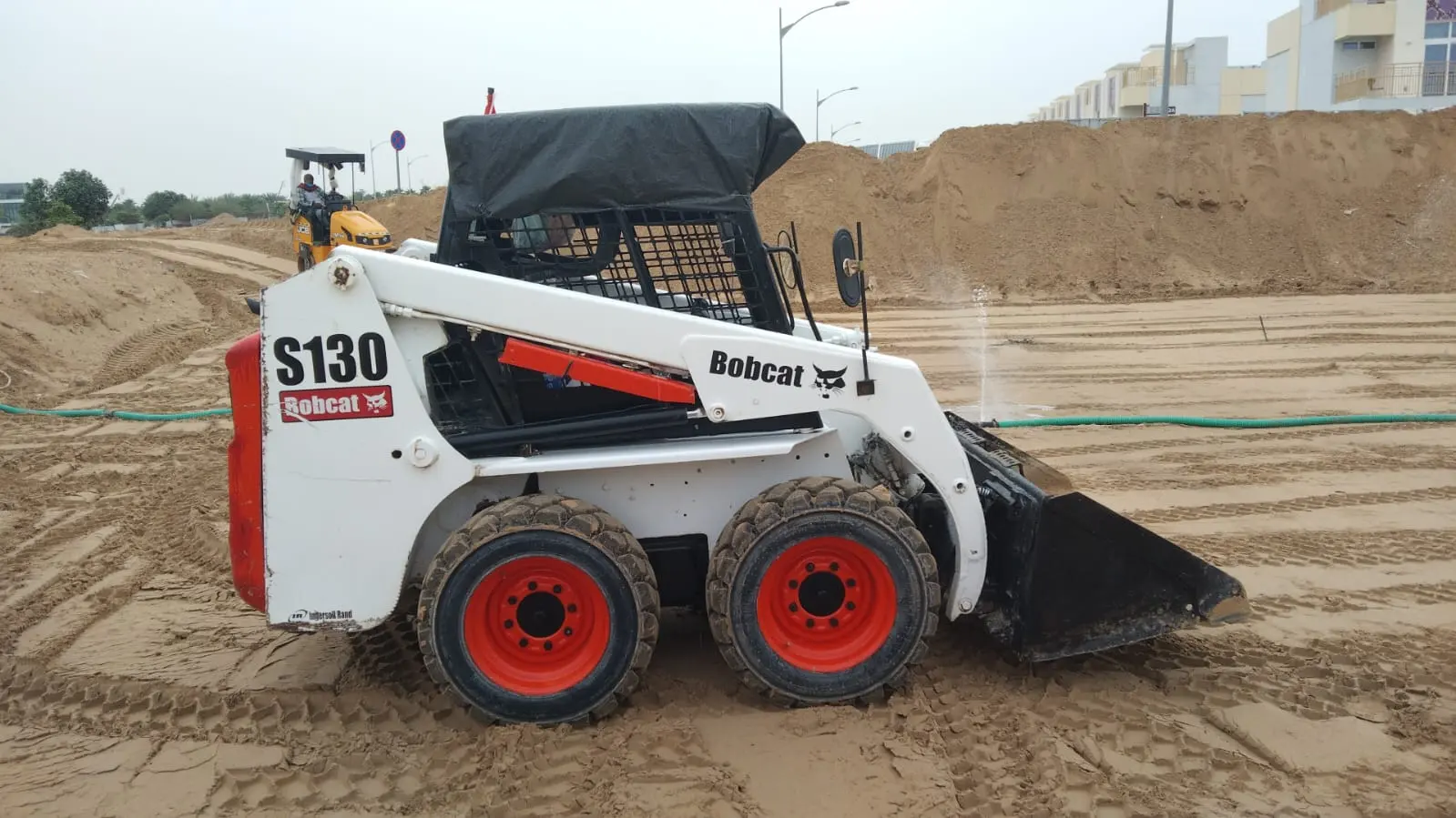 SKID STEER BOBCAT 2011MODEL S130 AVAILABLE FOR RENT - 2