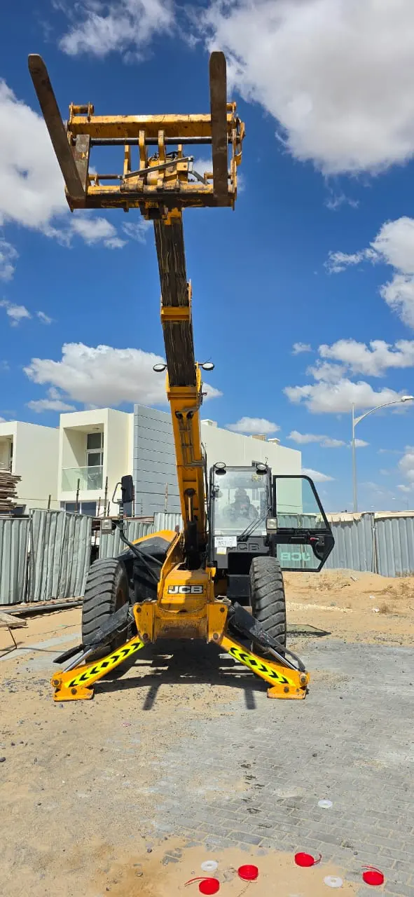 JCB Telehandler - 4