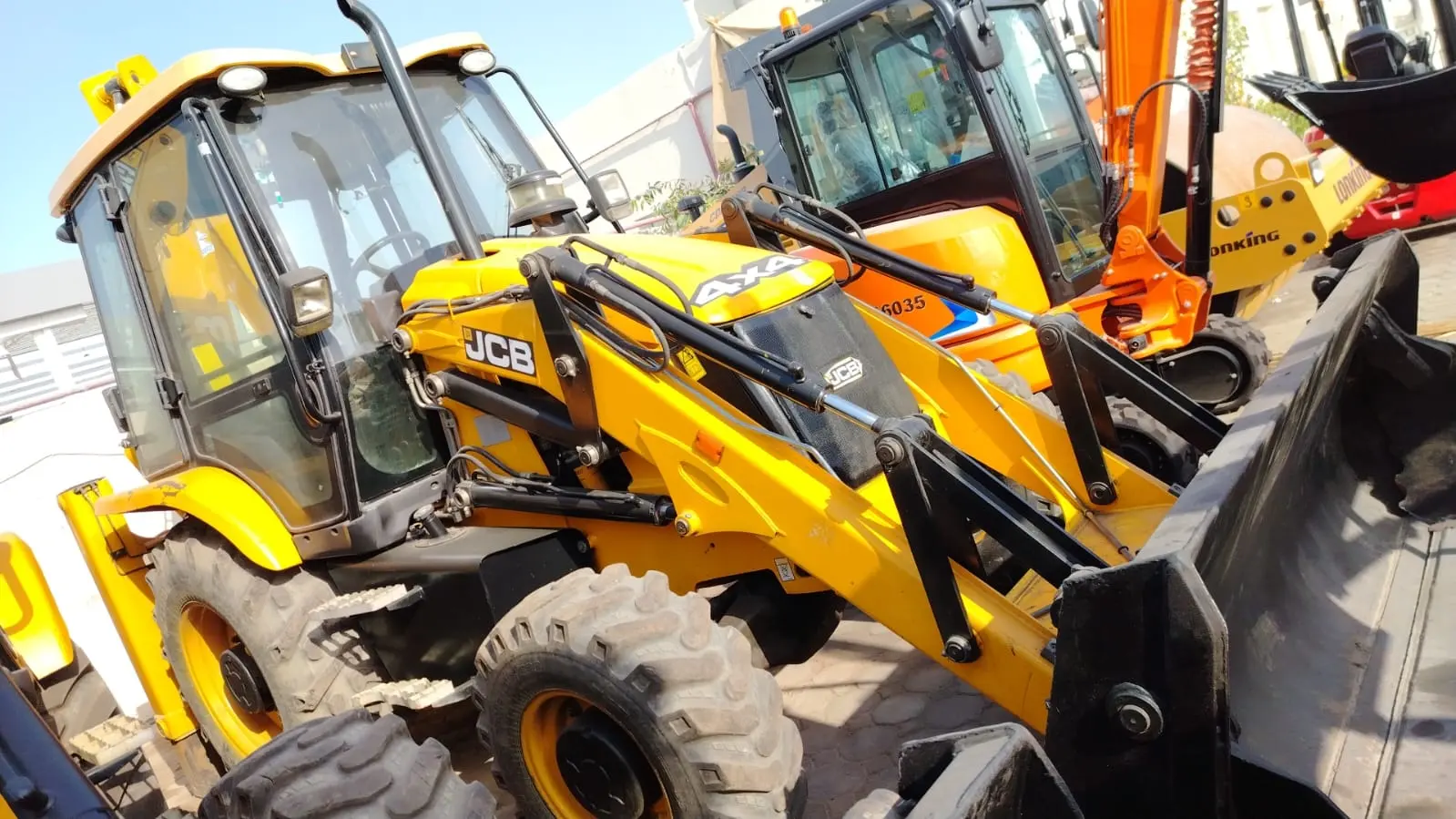 BRAND NEW BACKHOE LOADER AVAILABLE FOR SALE - 3