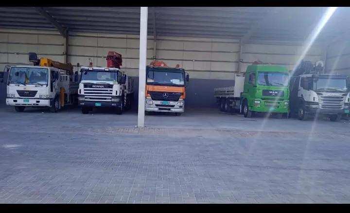 Lorry Loader available on rental - 3