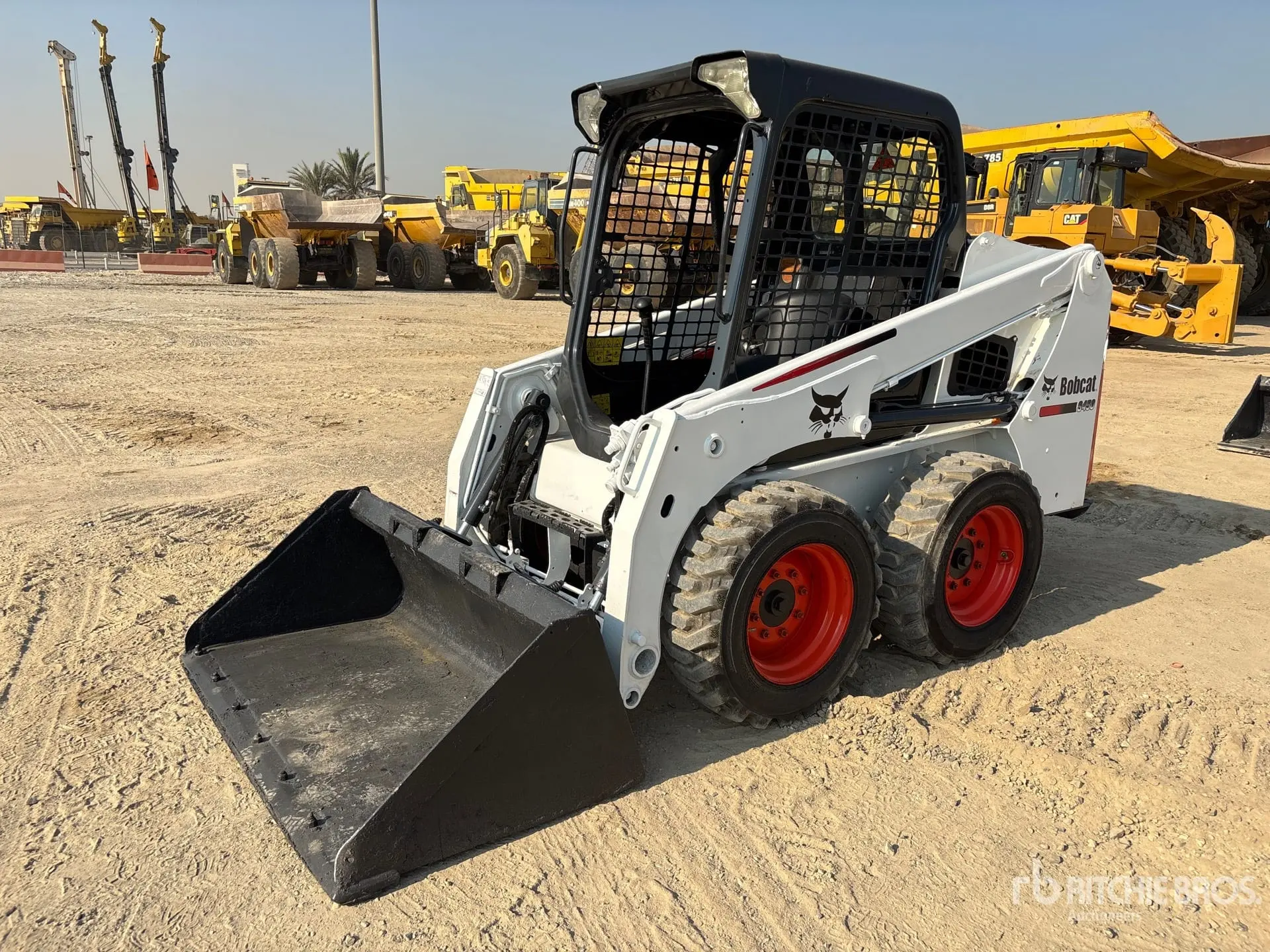 Skid Steers / Bobcat - 2