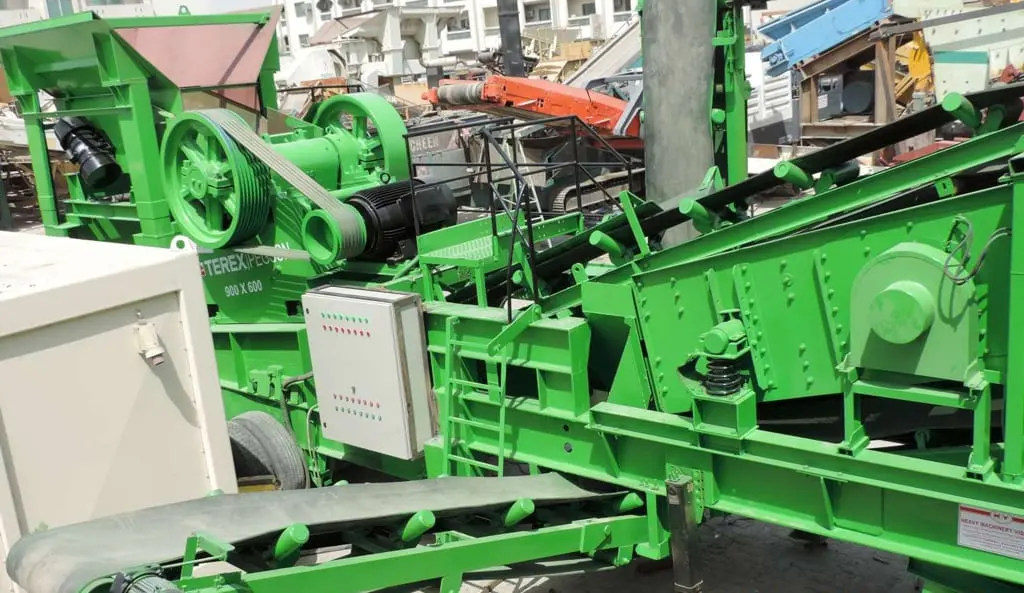 Mobile jaw crusher on wheels - 2