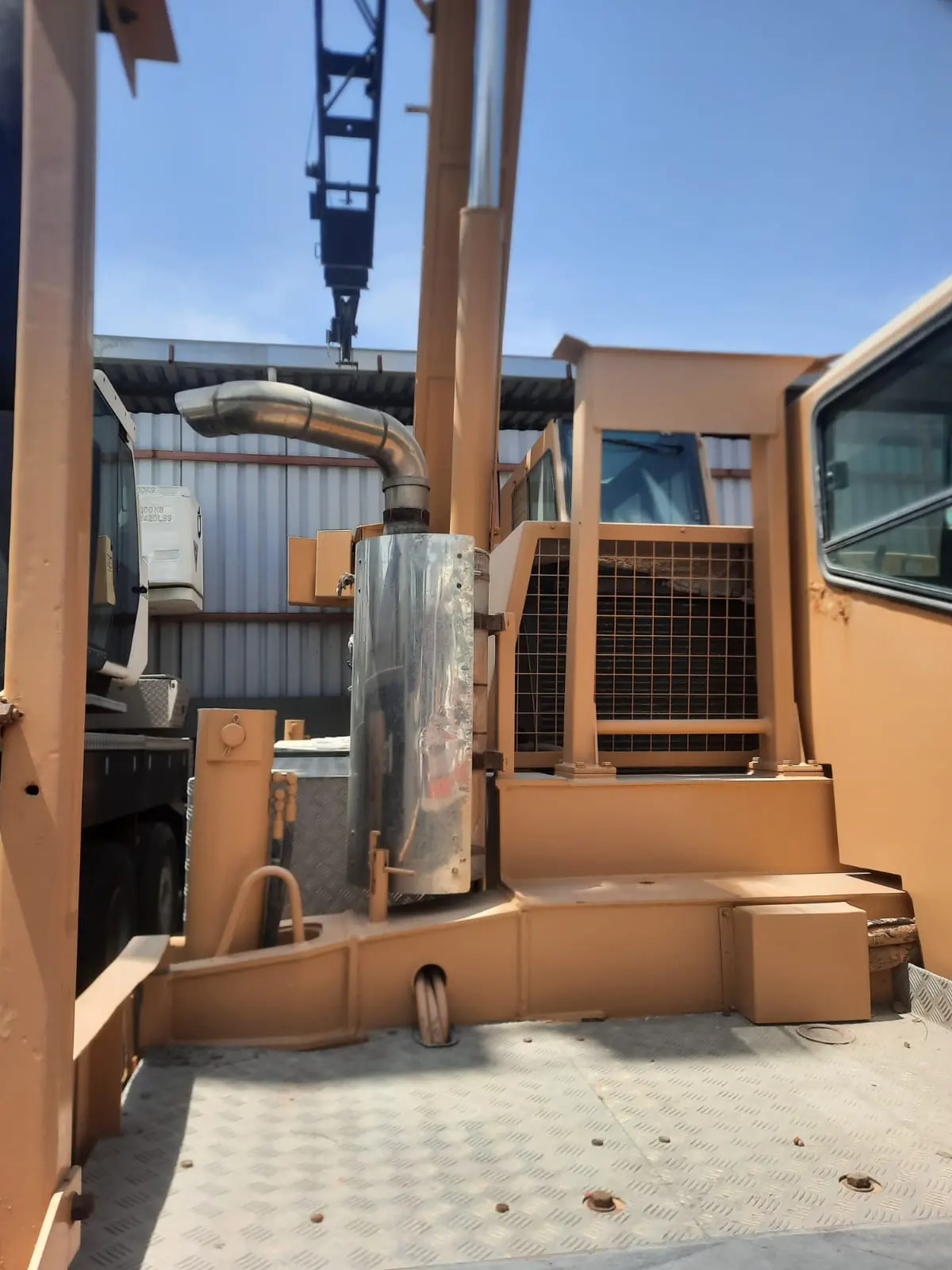 Groove crane 35Ton 2003 - 2