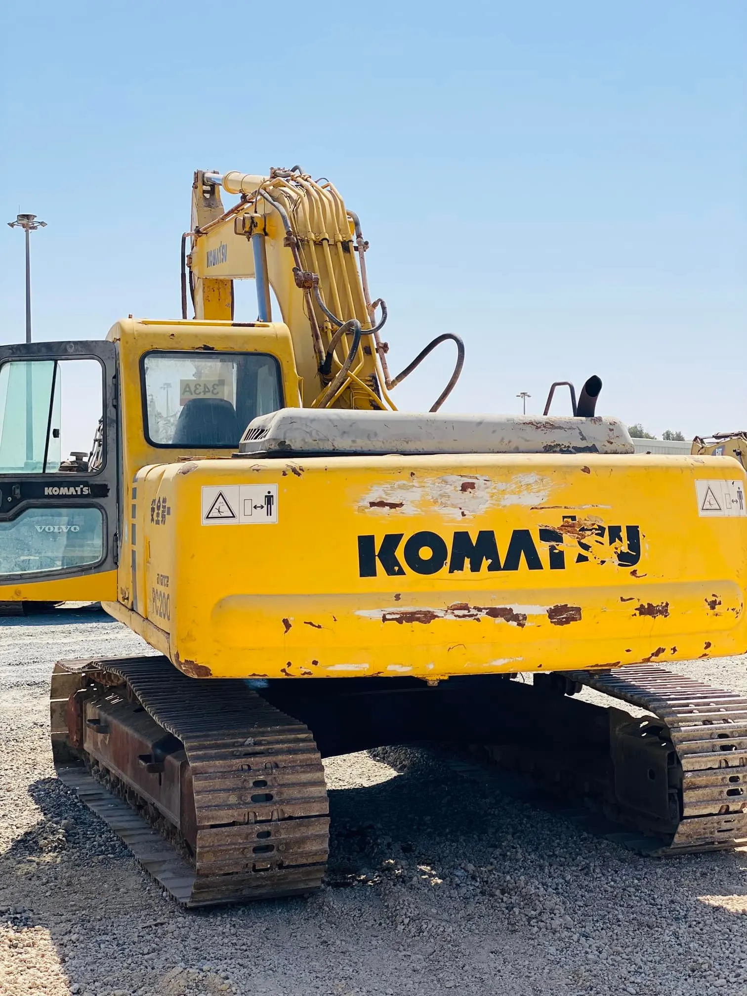 Chain Excavator Komatsu PC200 - 2
