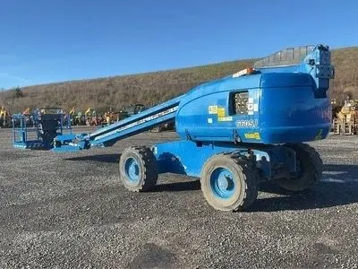Telescopic Boom Lift Available For Rent