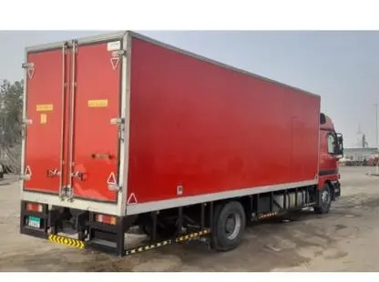 Mercedes Actros 1831 model 2001 - 2