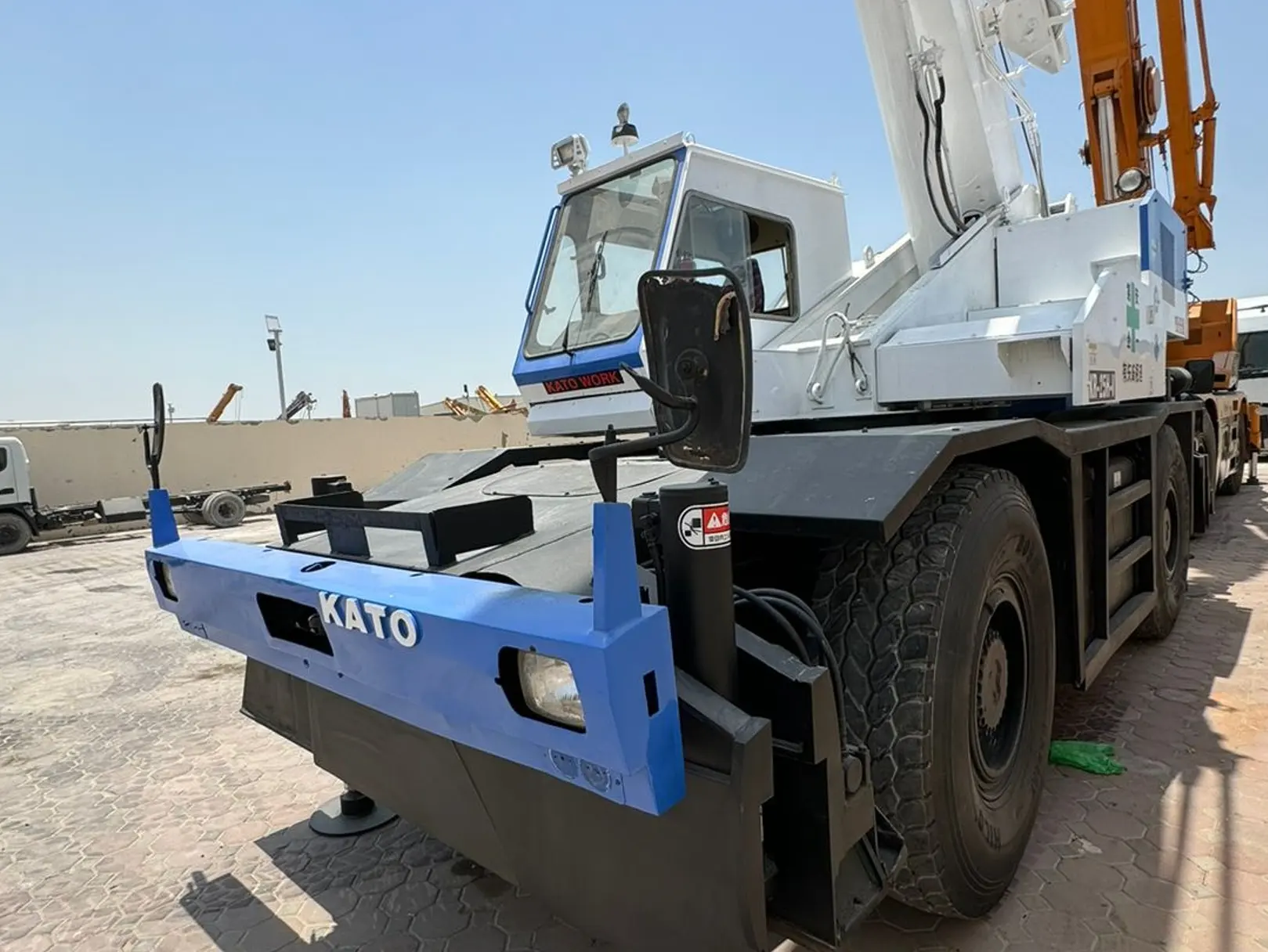 Kato 25 Ton 4*4 Crane
