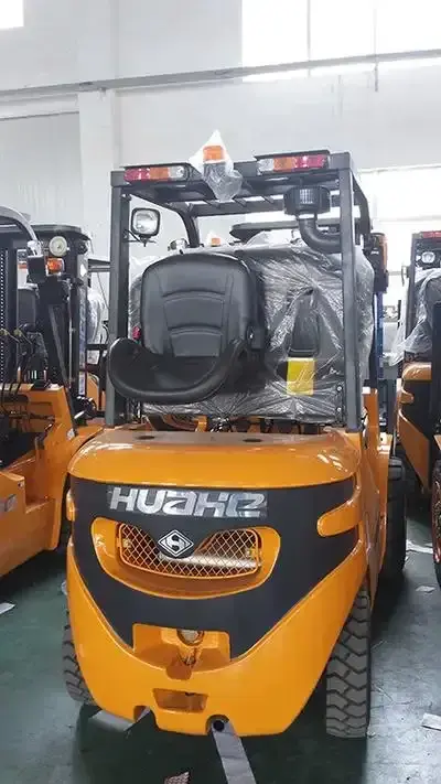 Huahe forklifts and parts made in China